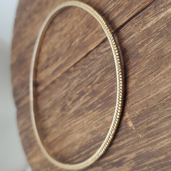 B2113 dotted line bracelet - Picture 1 of 2